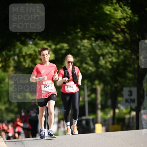 08.06.2024 - REWE Women's Run Dr. Thomas Lammeyer http://msf.ph/oto/6247477 09.06.2024 09:37:30 Laufen 10410, 1063, 10 meine-sportfotos.de
