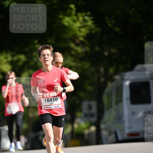 08.06.2024 - REWE Women's Run Dr. Thomas Lammeyer http://msf.ph/oto/6247489 09.06.2024 09:37:32 Laufen 10410 meine-sportfotos.de