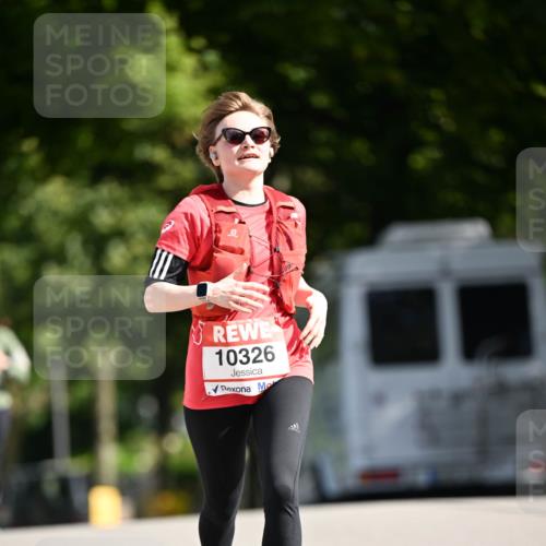 08.06.2024 - REWE Women's Run Dr. Thomas Lammeyer http://msf.ph/oto/6247510 09.06.2024 09:37:36 Laufen 10326 meine-sportfotos.de