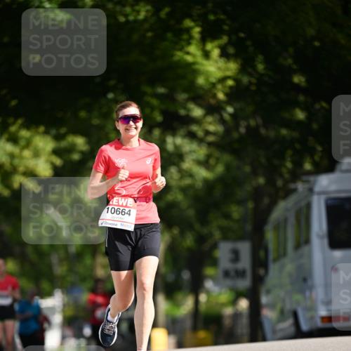 08.06.2024 - REWE Women's Run Dr. Thomas Lammeyer http://msf.ph/oto/6247549 09.06.2024 09:37:45 Laufen 10664 meine-sportfotos.de