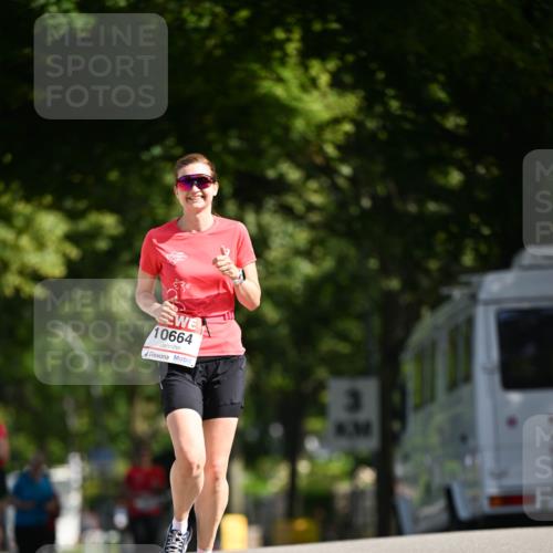 08.06.2024 - REWE Women's Run Dr. Thomas Lammeyer http://msf.ph/oto/6247550 09.06.2024 09:37:45 Laufen 10664 meine-sportfotos.de
