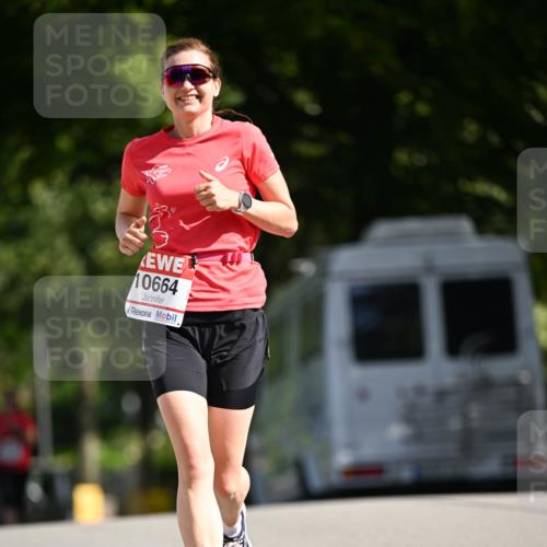 08.06.2024 - REWE Women's Run Dr. Thomas Lammeyer http://msf.ph/oto/6247562 09.06.2024 09:37:46 Laufen 10664 meine-sportfotos.de