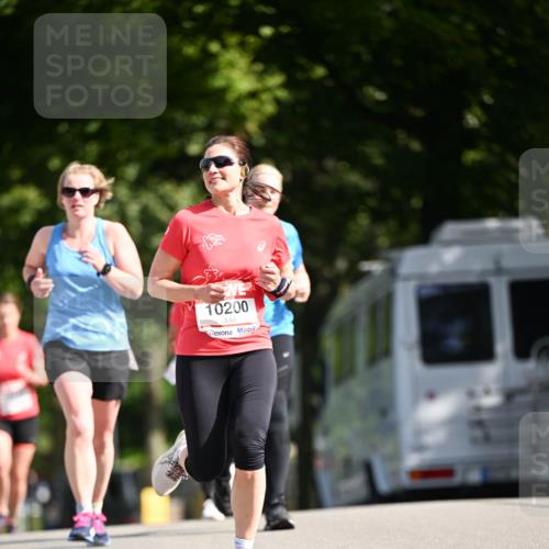 08.06.2024 - REWE Women's Run Dr. Thomas Lammeyer http://msf.ph/oto/6247589 09.06.2024 09:37:55 Laufen 10200 meine-sportfotos.de