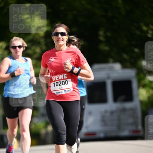 08.06.2024 - REWE Women's Run Dr. Thomas Lammeyer http://msf.ph/oto/6247597 09.06.2024 09:37:57 Laufen 10200 meine-sportfotos.de