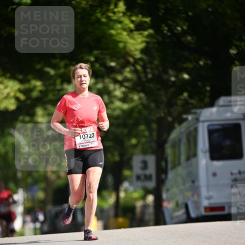 08.06.2024 - REWE Women's Run Dr. Thomas Lammeyer http://msf.ph/oto/6247609 09.06.2024 09:37:59 Laufen 10723 meine-sportfotos.de