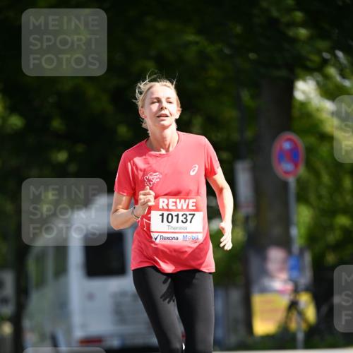 08.06.2024 - REWE Women's Run Dr. Thomas Lammeyer http://msf.ph/oto/6247700 09.06.2024 09:38:28 Laufen 10137 meine-sportfotos.de