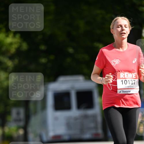 08.06.2024 - REWE Women's Run Dr. Thomas Lammeyer http://msf.ph/oto/6247703 09.06.2024 09:38:28 Laufen 10137 meine-sportfotos.de
