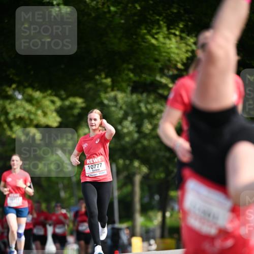 08.06.2024 - REWE Women's Run Dr. Thomas Lammeyer http://msf.ph/oto/6247778 09.06.2024 09:38:44 Laufen 10777 meine-sportfotos.de