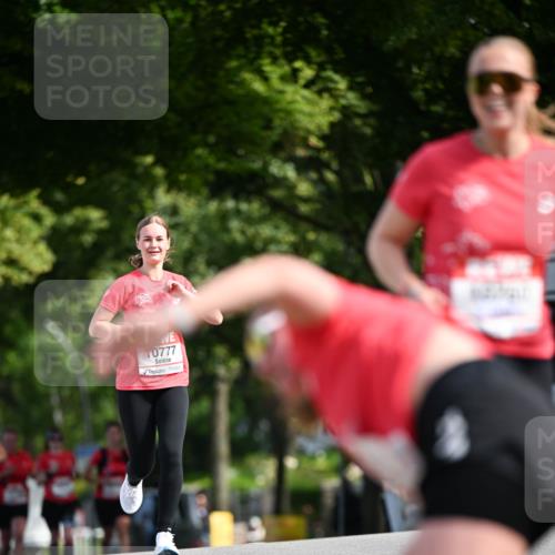 08.06.2024 - REWE Women's Run Dr. Thomas Lammeyer http://msf.ph/oto/6247780 09.06.2024 09:38:45 Laufen 10777 meine-sportfotos.de