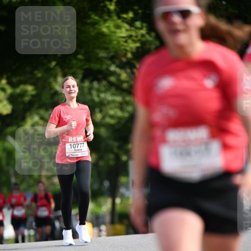 08.06.2024 - REWE Women's Run Dr. Thomas Lammeyer http://msf.ph/oto/6247784 09.06.2024 09:38:45 Laufen 10777 meine-sportfotos.de