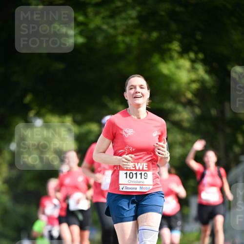 08.06.2024 - REWE Women's Run Dr. Thomas Lammeyer http://msf.ph/oto/6247805 09.06.2024 09:38:51 Laufen 10119 meine-sportfotos.de