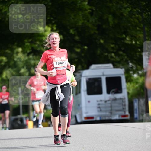 08.06.2024 - REWE Women's Run Dr. Thomas Lammeyer http://msf.ph/oto/6247846 09.06.2024 09:38:58 Laufen 10421 meine-sportfotos.de