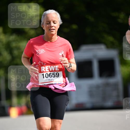08.06.2024 - REWE Women's Run Dr. Thomas Lammeyer http://msf.ph/oto/6247909 09.06.2024 09:39:08 Laufen 10659 meine-sportfotos.de