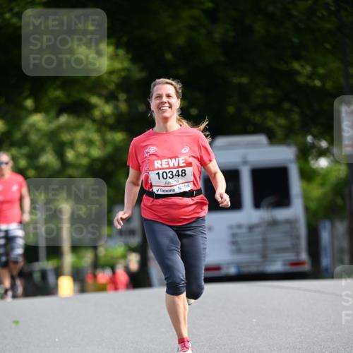 08.06.2024 - REWE Women's Run Dr. Thomas Lammeyer http://msf.ph/oto/6247952 09.06.2024 09:39:19 Laufen 10348 meine-sportfotos.de