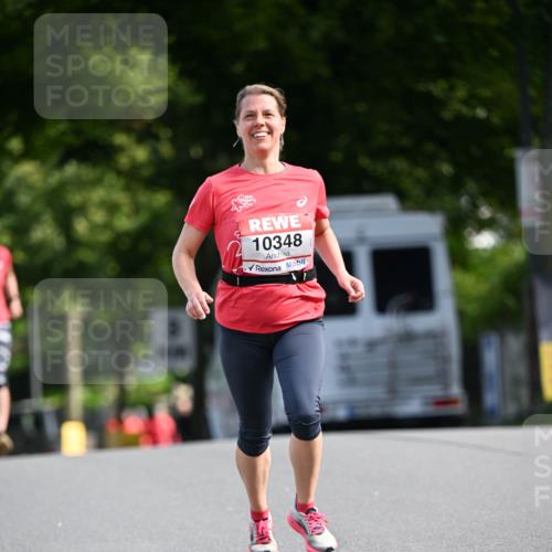 08.06.2024 - REWE Women's Run Dr. Thomas Lammeyer http://msf.ph/oto/6247953 09.06.2024 09:39:19 Laufen 10348 meine-sportfotos.de
