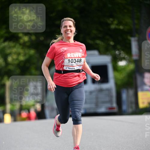 08.06.2024 - REWE Women's Run Dr. Thomas Lammeyer http://msf.ph/oto/6247954 09.06.2024 09:39:19 Laufen 10348 meine-sportfotos.de