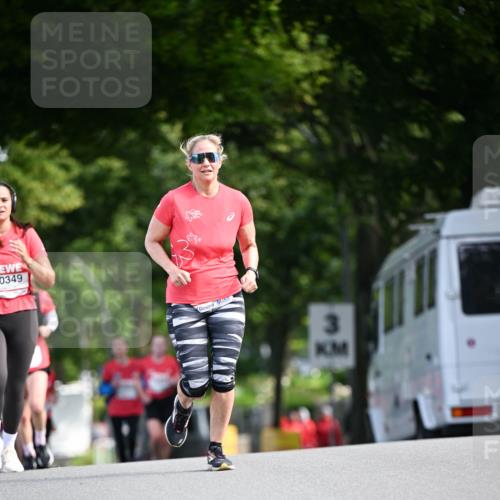 08.06.2024 - REWE Women's Run Dr. Thomas Lammeyer http://msf.ph/oto/6247964 09.06.2024 09:39:21 Laufen 0349 meine-sportfotos.de