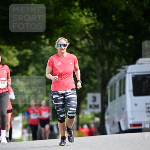 08.06.2024 - REWE Women's Run Dr. Thomas Lammeyer http://msf.ph/oto/6247967 09.06.2024 09:39:22 Laufen 0349 meine-sportfotos.de