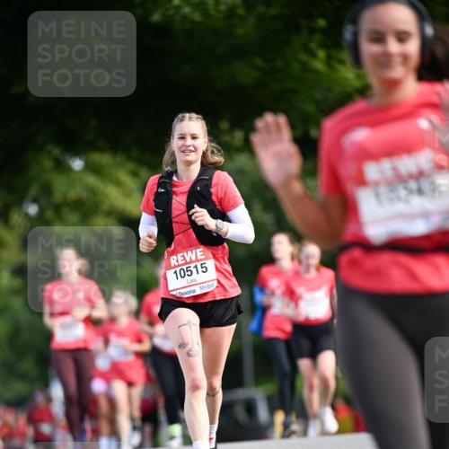 08.06.2024 - REWE Women's Run Dr. Thomas Lammeyer http://msf.ph/oto/6247991 09.06.2024 09:39:26 Laufen 10515, 1826 meine-sportfotos.de