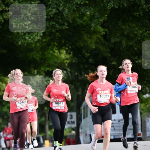 08.06.2024 - REWE Women's Run Dr. Thomas Lammeyer http://msf.ph/oto/6248017 09.06.2024 09:39:31 Laufen 10424, 0731, 10641, 3, 10523, 10800 meine-sportfotos.de