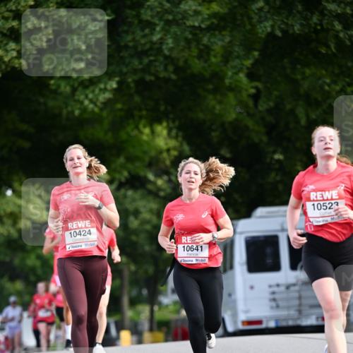 08.06.2024 - REWE Women's Run Dr. Thomas Lammeyer http://msf.ph/oto/6248024 09.06.2024 09:39:32 Laufen 10424, 10641, 10523 meine-sportfotos.de