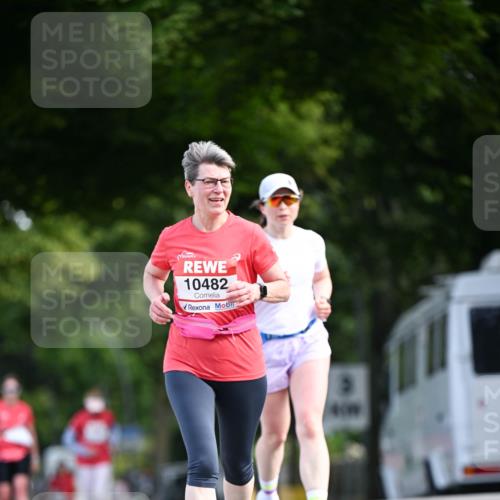 08.06.2024 - REWE Women's Run Dr. Thomas Lammeyer http://msf.ph/oto/6248080 09.06.2024 09:39:43 Laufen 10482 meine-sportfotos.de