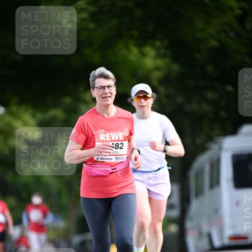 08.06.2024 - REWE Women's Run Dr. Thomas Lammeyer http://msf.ph/oto/6248082 09.06.2024 09:39:43 Laufen 82 meine-sportfotos.de