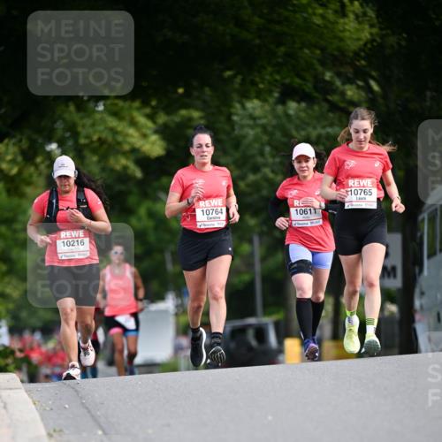 08.06.2024 - REWE Women's Run Dr. Thomas Lammeyer http://msf.ph/oto/6248119 09.06.2024 09:39:58 Laufen 10216, 10764, 10611, 10765 meine-sportfotos.de