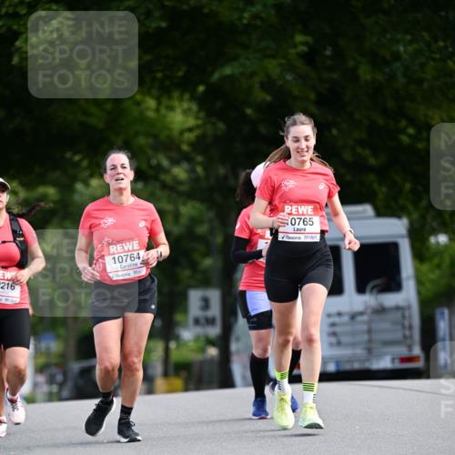 08.06.2024 - REWE Women's Run Dr. Thomas Lammeyer http://msf.ph/oto/6248137 09.06.2024 09:40:01 Laufen 216, 10764, 0765 meine-sportfotos.de