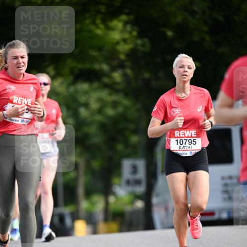 08.06.2024 - REWE Women's Run Dr. Thomas Lammeyer http://msf.ph/oto/6248220 09.06.2024 09:40:26 Laufen 2, 10795 meine-sportfotos.de