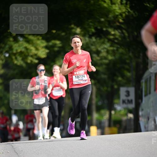 08.06.2024 - REWE Women's Run Dr. Thomas Lammeyer http://msf.ph/oto/6248248 09.06.2024 09:40:32 Laufen 10774, 3 meine-sportfotos.de
