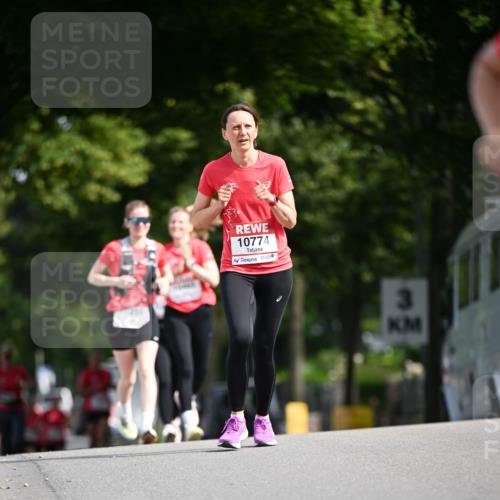 08.06.2024 - REWE Women's Run Dr. Thomas Lammeyer http://msf.ph/oto/6248249 09.06.2024 09:40:32 Laufen 10774 meine-sportfotos.de