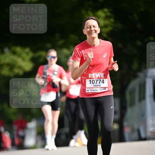 08.06.2024 - REWE Women's Run Dr. Thomas Lammeyer http://msf.ph/oto/6248273 09.06.2024 09:40:35 Laufen 10774 meine-sportfotos.de