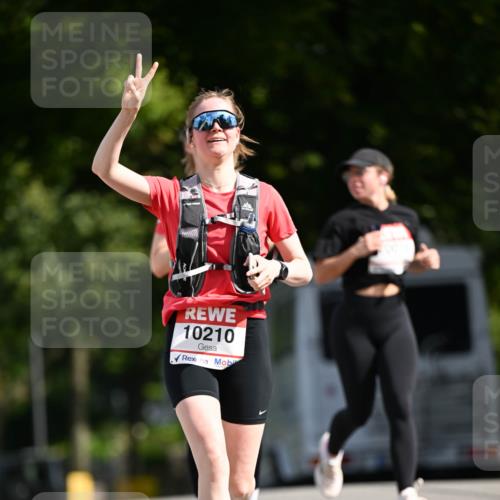 08.06.2024 - REWE Women's Run Dr. Thomas Lammeyer http://msf.ph/oto/6248300 09.06.2024 09:40:38 Laufen 10210 meine-sportfotos.de