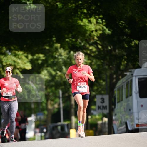 08.06.2024 - REWE Women's Run Dr. Thomas Lammeyer http://msf.ph/oto/6248326 09.06.2024 09:40:43 Laufen 10603, 10799, 3 meine-sportfotos.de