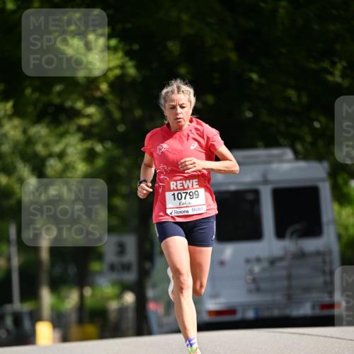 08.06.2024 - REWE Women's Run Dr. Thomas Lammeyer http://msf.ph/oto/6248346 09.06.2024 09:40:44 Laufen 10799 meine-sportfotos.de