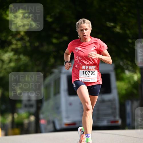 08.06.2024 - REWE Women's Run Dr. Thomas Lammeyer http://msf.ph/oto/6248354 09.06.2024 09:40:45 Laufen 10799 meine-sportfotos.de