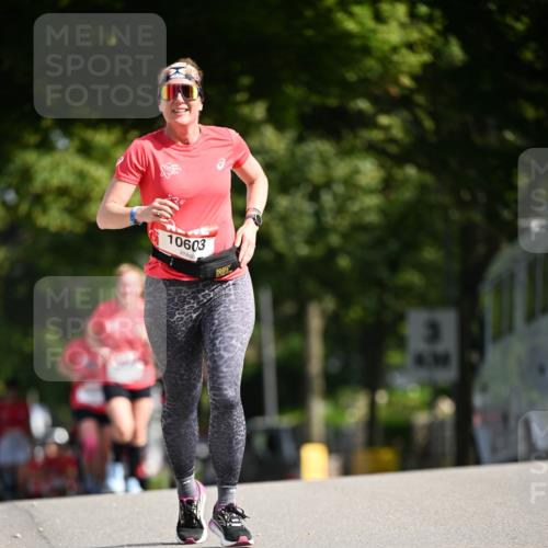 08.06.2024 - REWE Women's Run Dr. Thomas Lammeyer http://msf.ph/oto/6248359 09.06.2024 09:40:46 Laufen 10603 meine-sportfotos.de