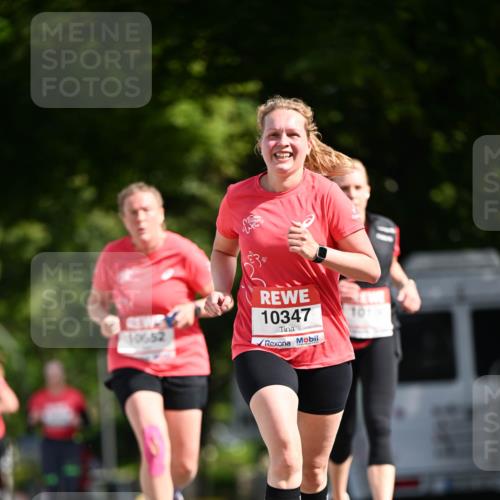 08.06.2024 - REWE Women's Run Dr. Thomas Lammeyer http://msf.ph/oto/6248389 09.06.2024 09:40:53 Laufen 10652, 10347, 10106 meine-sportfotos.de