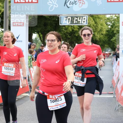 08.06.2024 - REWE Women's Run Strokosch-Dieckow http://msf.ph/oto/6248395 09.06.2024 10:02:18 Ziel 10227, 10301, 10437, 10490, 10549, 10554, 10575, 10589, 10623 meine-sportfotos.de