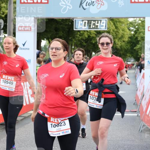 08.06.2024 - REWE Women's Run Strokosch-Dieckow http://msf.ph/oto/6248399 09.06.2024 10:02:18 Ziel 10227, 10301, 10437, 10490, 10549, 10554, 10575, 10589, 10623 meine-sportfotos.de