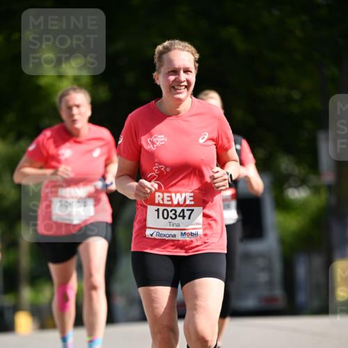 08.06.2024 - REWE Women's Run Dr. Thomas Lammeyer http://msf.ph/oto/6248400 09.06.2024 09:40:54 Laufen 10347 meine-sportfotos.de