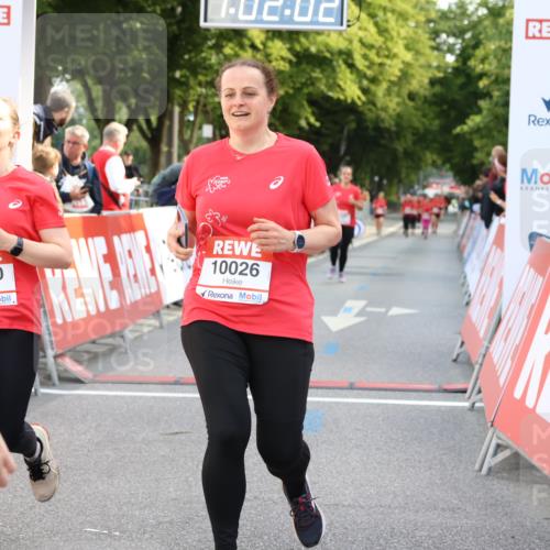 08.06.2024 - REWE Women's Run Strokosch-Dieckow http://msf.ph/oto/6248440 09.06.2024 10:02:32 Ziel 10026, 10307, 10520 meine-sportfotos.de
