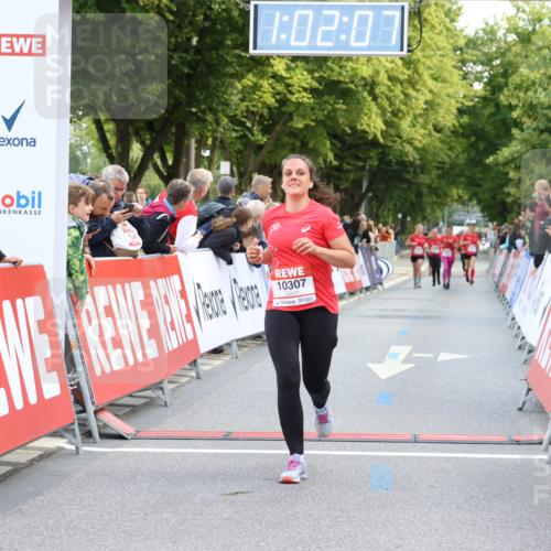 08.06.2024 - REWE Women's Run Strokosch-Dieckow http://msf.ph/oto/6248447 09.06.2024 10:02:37 Ziel 10307 meine-sportfotos.de