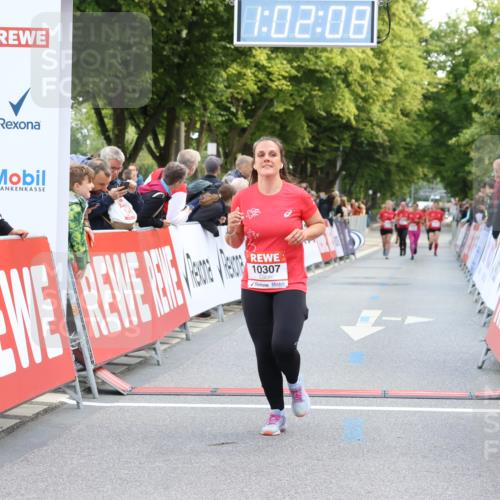 08.06.2024 - REWE Women's Run Strokosch-Dieckow http://msf.ph/oto/6248450 09.06.2024 10:02:37 Ziel 10307 meine-sportfotos.de