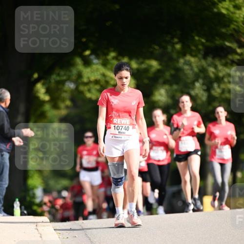 08.06.2024 - REWE Women's Run Dr. Thomas Lammeyer http://msf.ph/oto/6248451 09.06.2024 09:41:02 Laufen 10740 meine-sportfotos.de