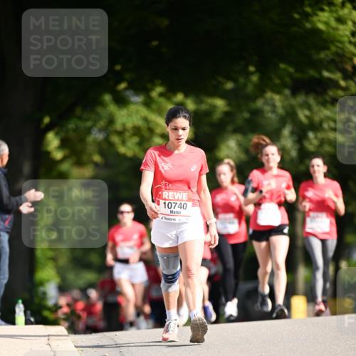 08.06.2024 - REWE Women's Run Dr. Thomas Lammeyer http://msf.ph/oto/6248452 09.06.2024 09:41:02 Laufen 10740 meine-sportfotos.de