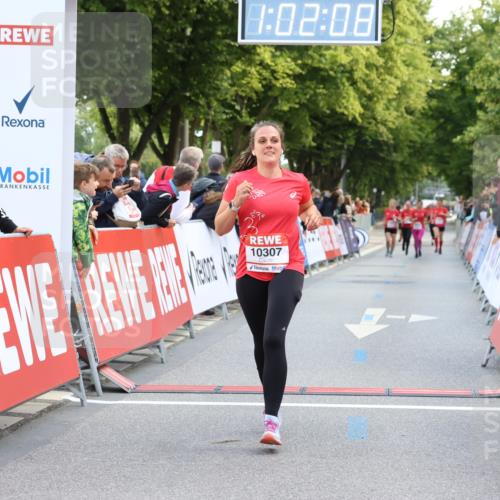 08.06.2024 - REWE Women's Run Strokosch-Dieckow http://msf.ph/oto/6248453 09.06.2024 10:02:37 Ziel 10307 meine-sportfotos.de