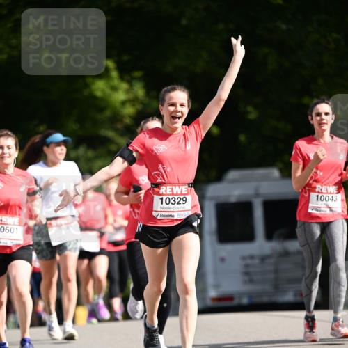 08.06.2024 - REWE Women's Run Dr. Thomas Lammeyer http://msf.ph/oto/6248475 09.06.2024 09:41:07 Laufen 0601, 10329, 10043 meine-sportfotos.de