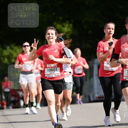 08.06.2024 - REWE Women's Run Dr. Thomas Lammeyer http://msf.ph/oto/6248488 09.06.2024 09:41:08 Laufen 10601, 41, 10 meine-sportfotos.de